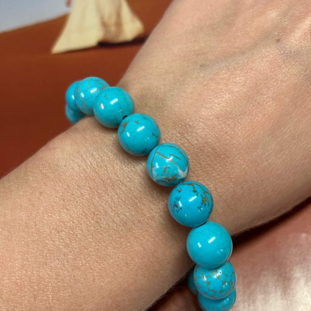 Natural Turquoise Beaded Bracelet - Picture 2 of 3
